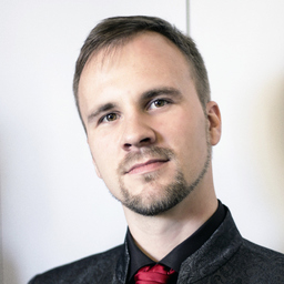Sven Tušak