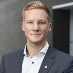 Dennis Banze