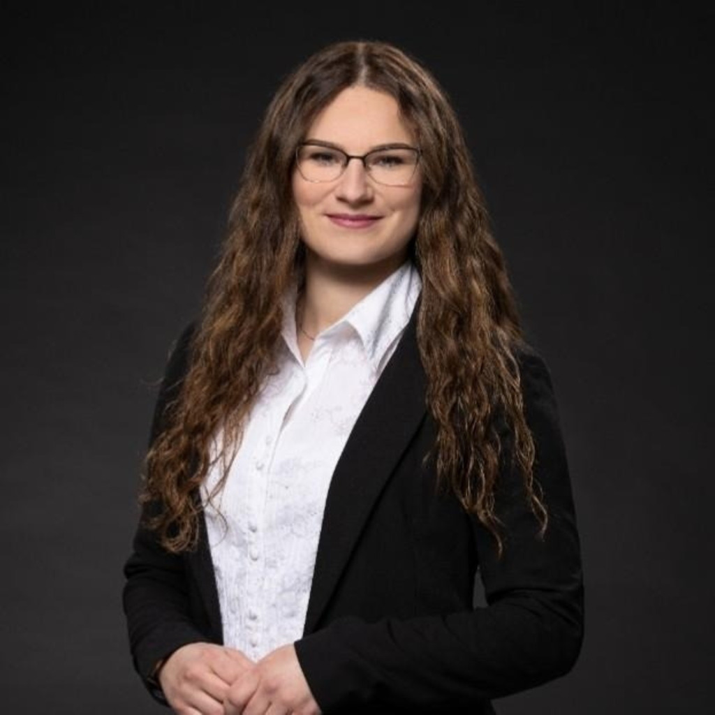 Chiara Dufner Steuerfachangestellte (B.A. Steuer und Prüfungswesen