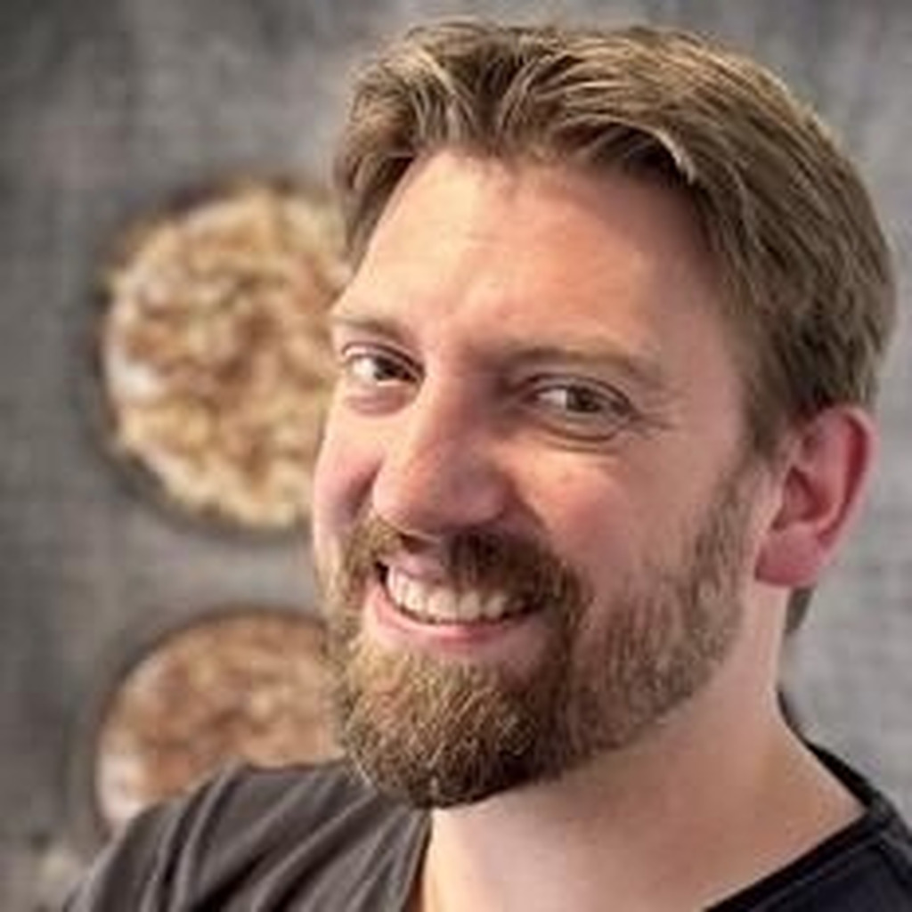 Christopher Sander - Fachberatung im Außendienst - AVO-Werke August ...