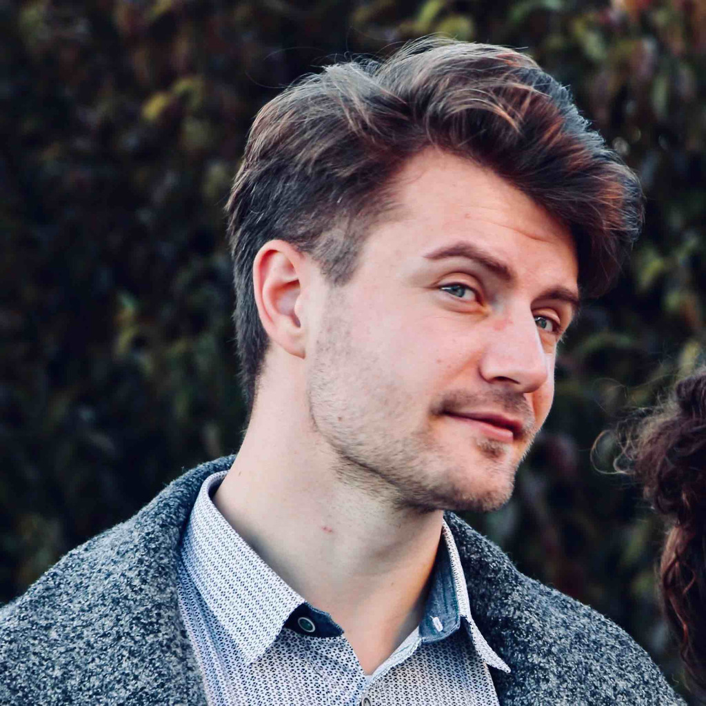 Eduard Petersch Fullstack Developer iS2 Intelligent Solution