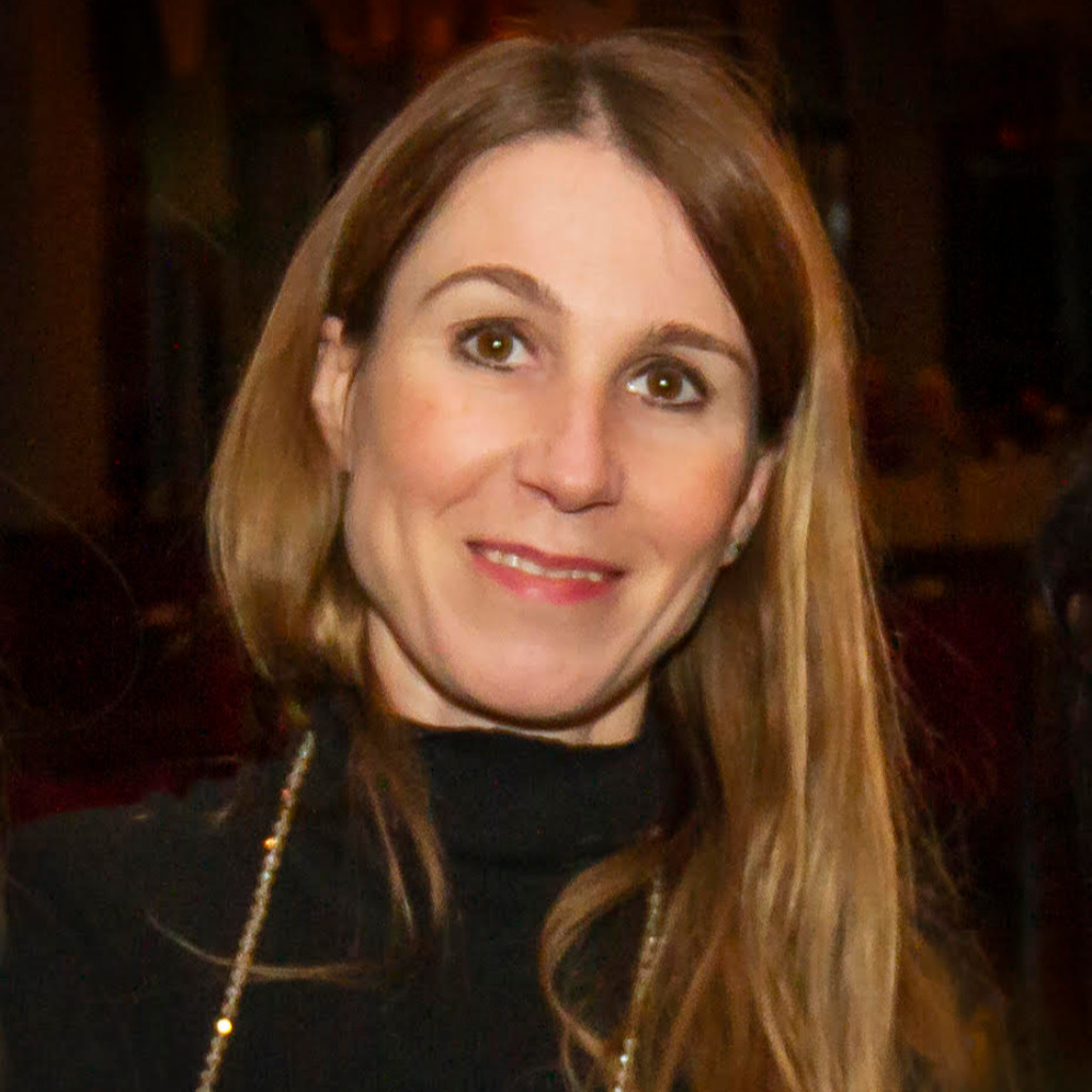 Stefanie Martin Product Manager sendmoments GmbH XING