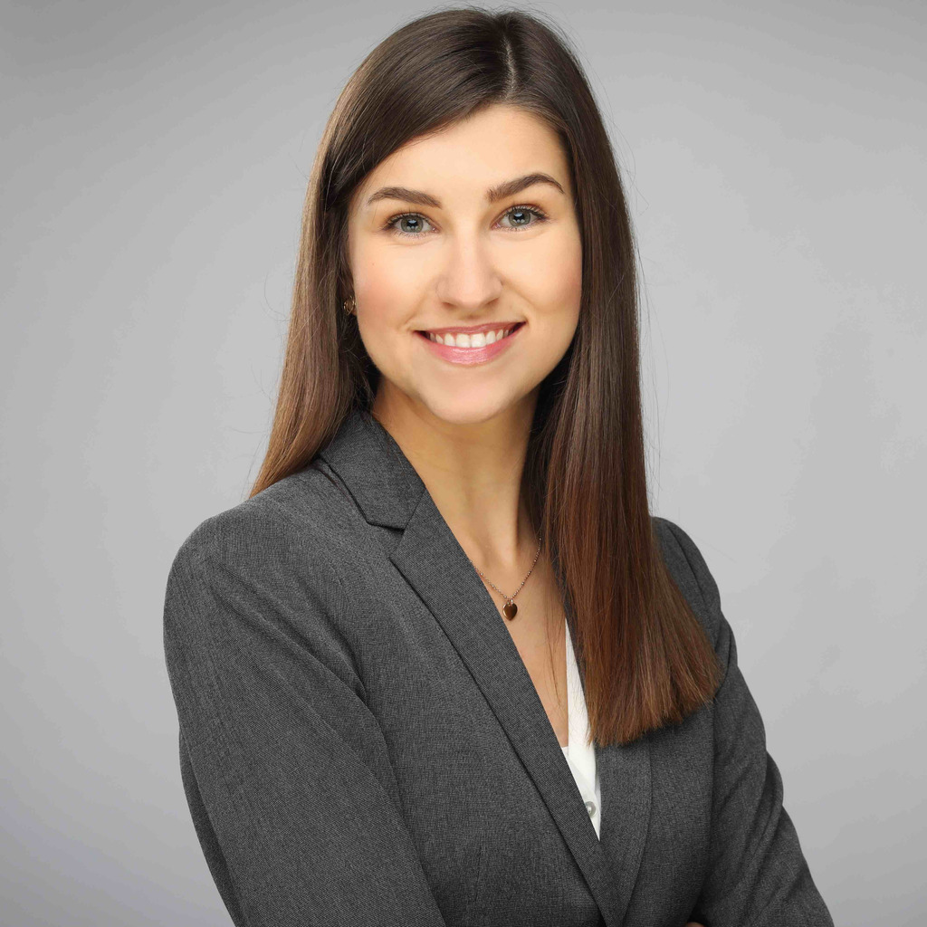Alina Meya Risikoanalystin RCI Banque S.A. Niederlassung Deutschland XING Alina Meya Risikoanalystin RCI Banque S.A. Niederlassung Deutschland XING