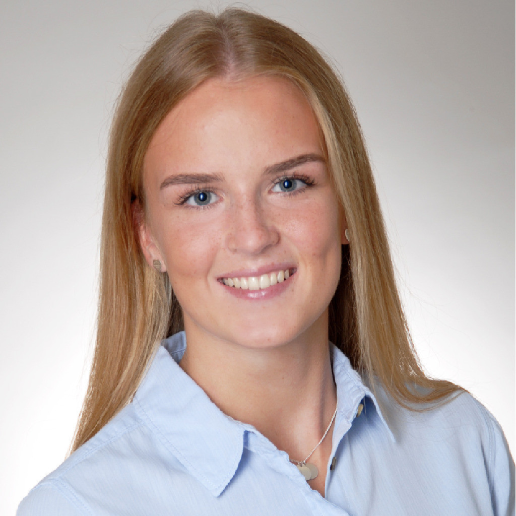 Caroline Rodewald Communication and Media Management University of