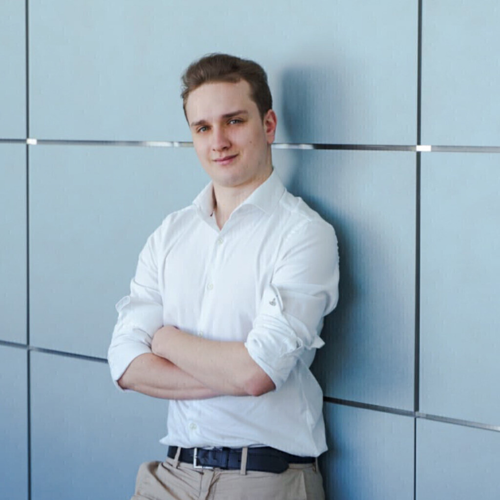 Christian Herzog Geschäftsführer ADesigns XING