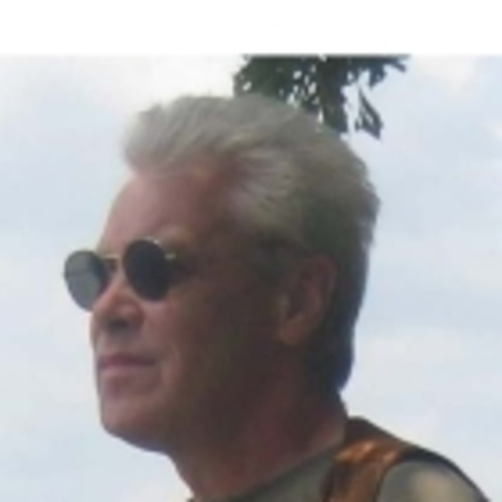 Ulrich Höfler Vorsitzender, Geschäftsführer, Assistent, All Round