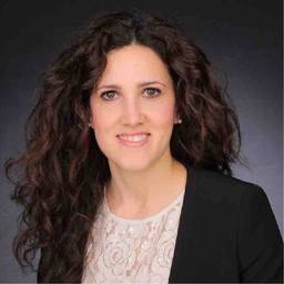 Dr. Eliana Stanganello