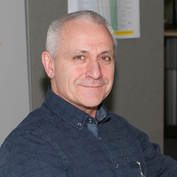 Ralf Dunker