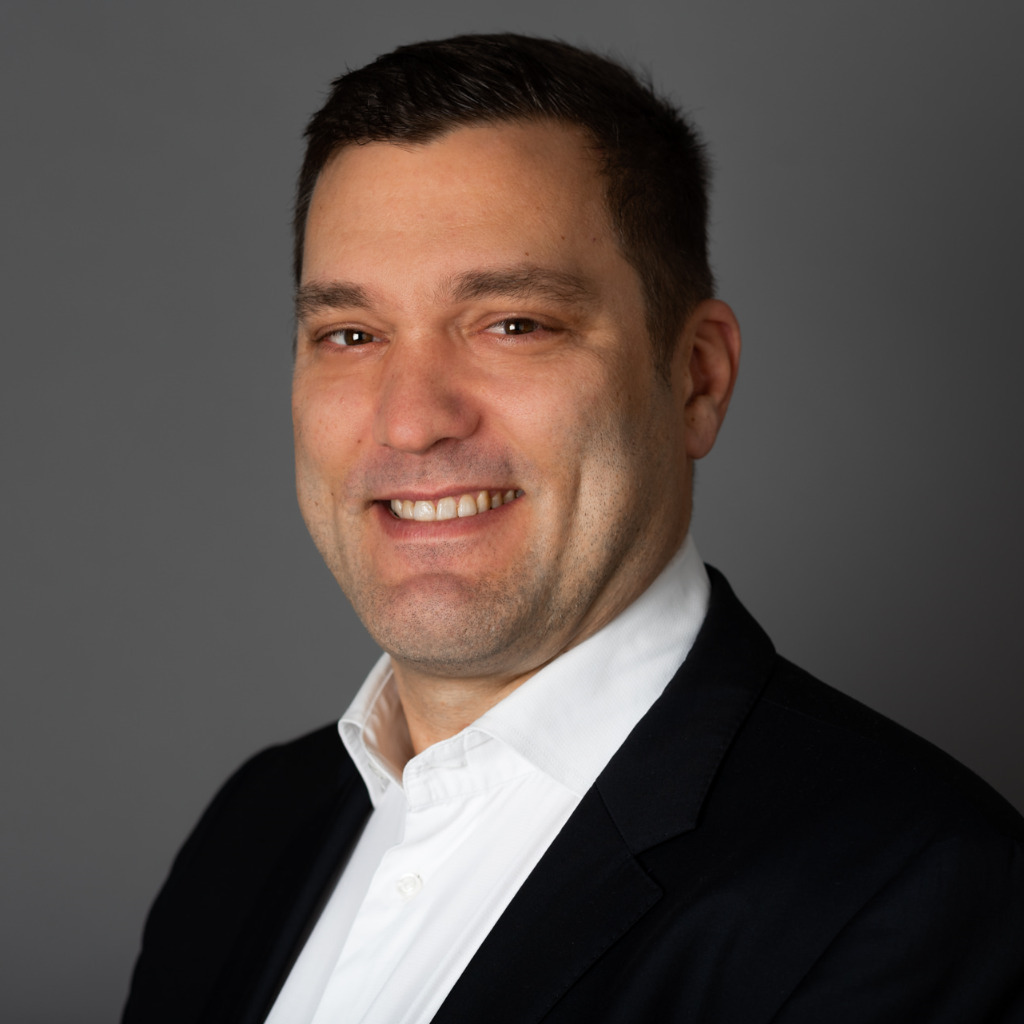 Wolfgang Löber Immobilienexperte Schöll Immobilien XING