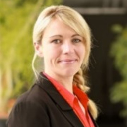Nadine Hiller