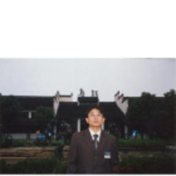 俊魁 白