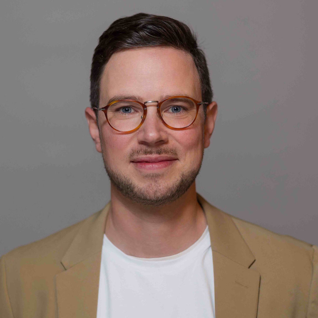 Dr. Christoph Hirche Lead of Field Medical Advisors Rare Disease