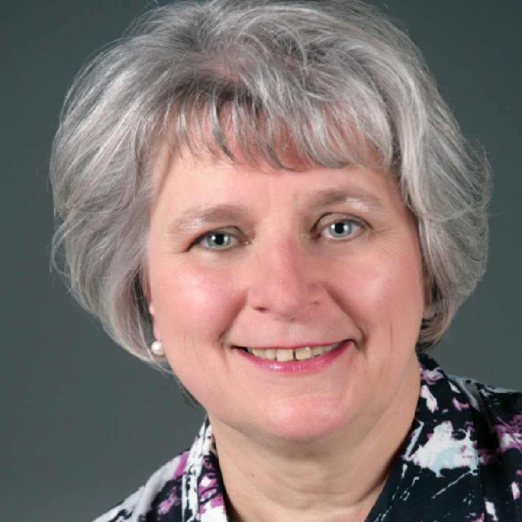 Sabine Herbel Product Line Managerin admin. Lösungen & Infrastruktur