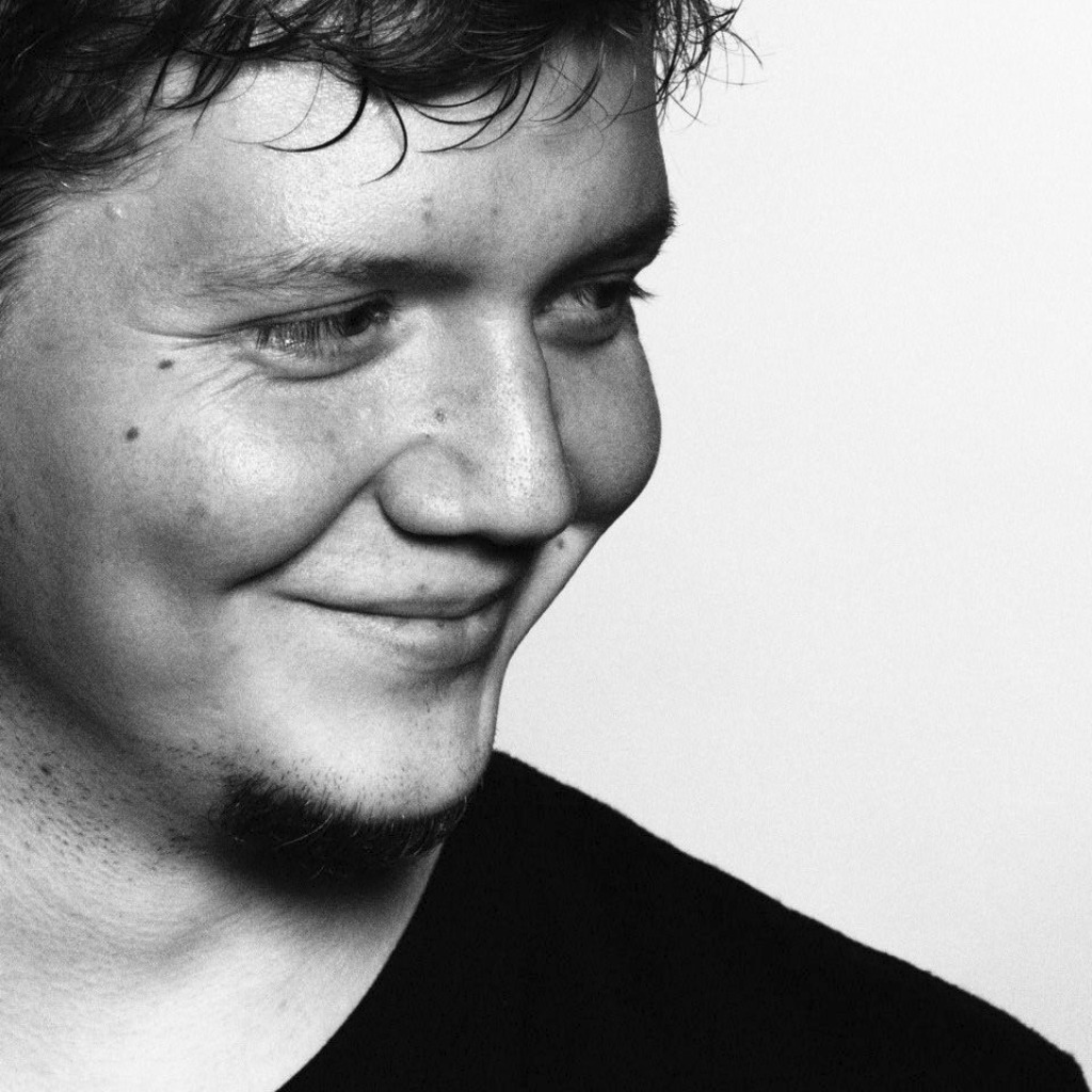 Joshua Scharf Head of Enterprise Services Fondsdepot Bank GmbH XING