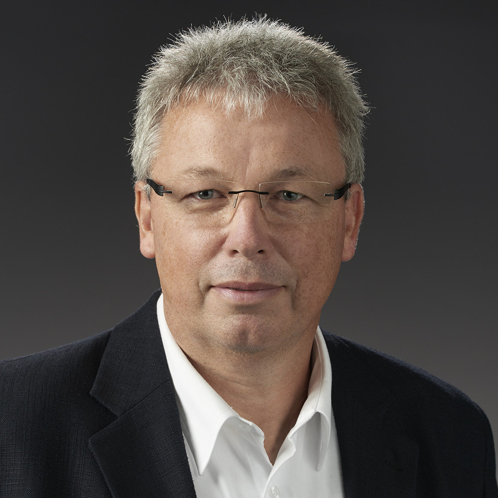 Bernhard Blohm Abteilungsleiter / Fertigungsleiter Produktion DULUX