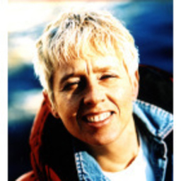 Jacqueline Simon