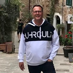 Lars Buchholz
