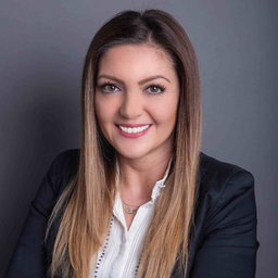 Nazli Alvardar