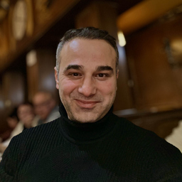 Orhan Gömek
