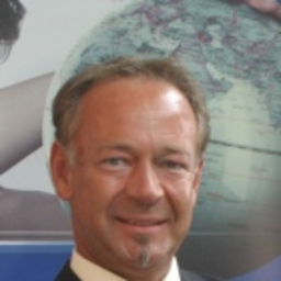 Walter Hacker