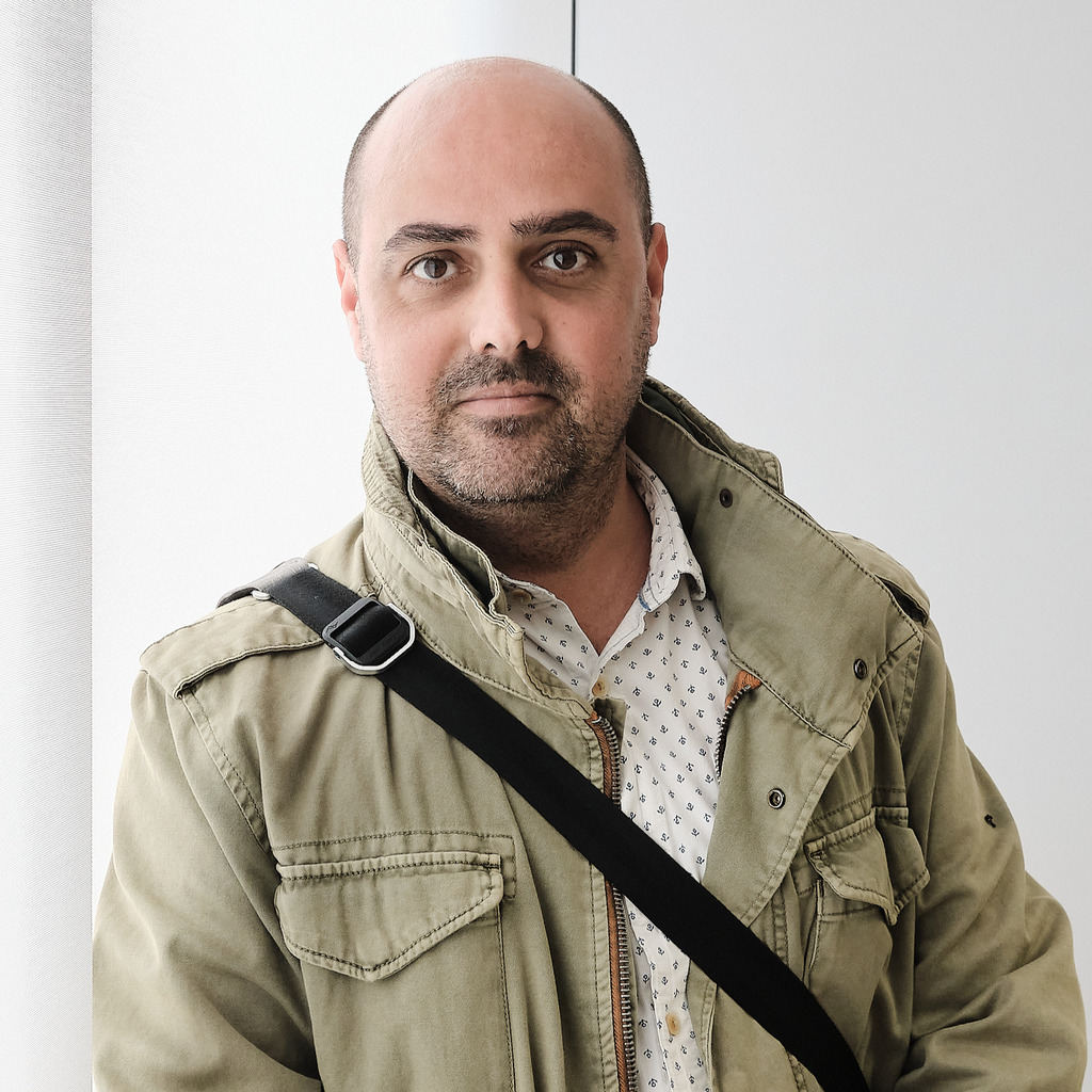 Javier Abril MultimediaProduzent Alpinamedia XING