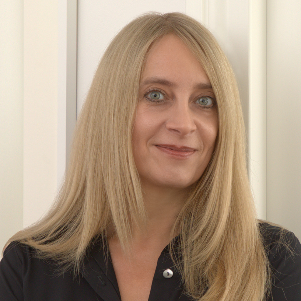 Nicole Simon Creation, Inhaber garanten XING