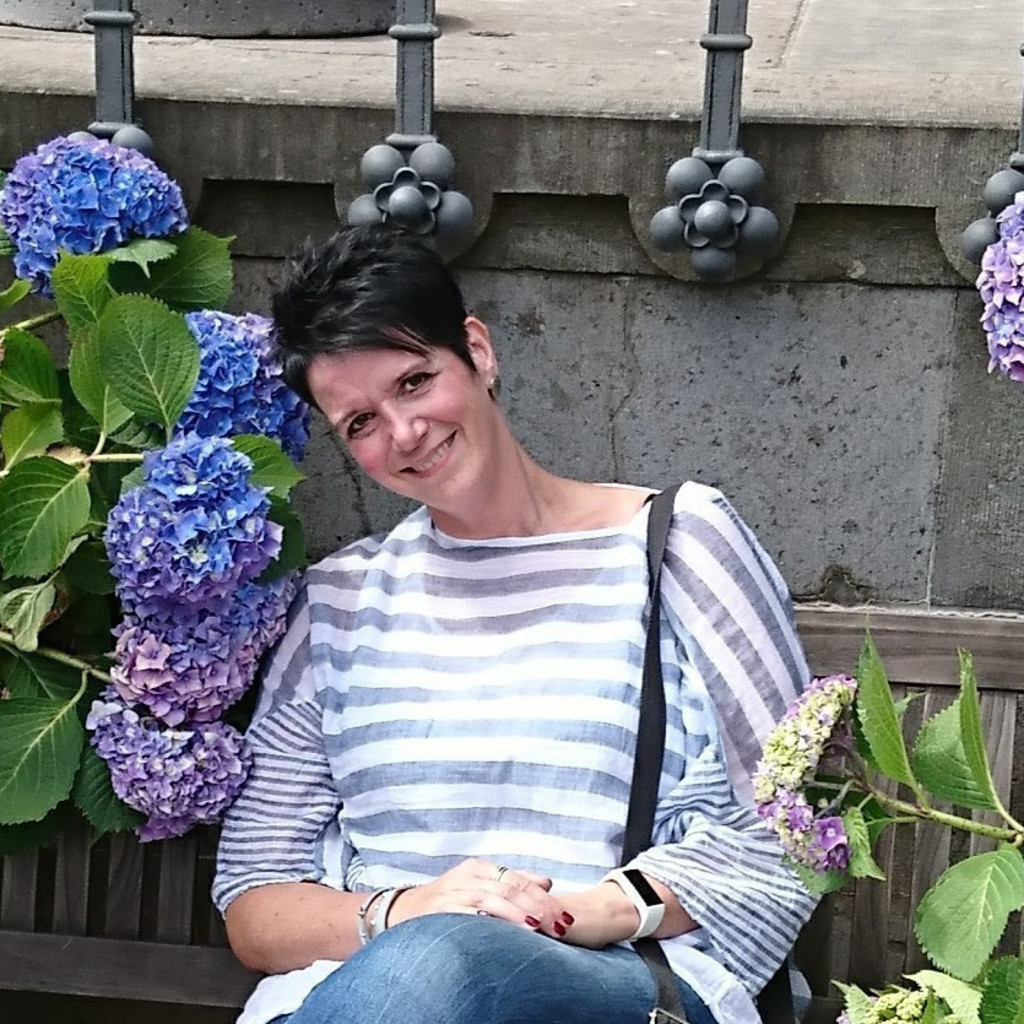 Social Media Profilbild Iris Striegan Bendorf