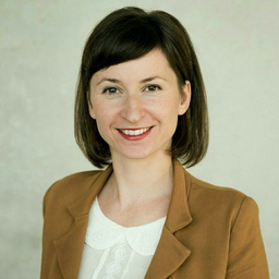 Profilbild Sandra Debus