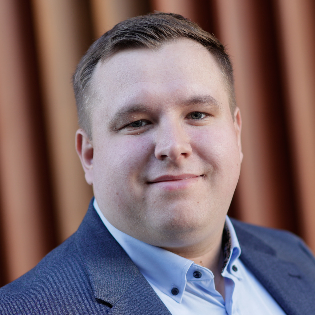 Maik Bartkowiak Junior Controller JOERGROOS XING