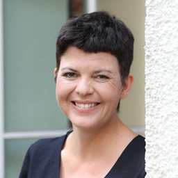 Mag. Nicole Degenhart