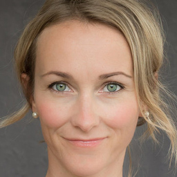 Mag. Katharina Axmann