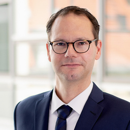 Dr. Raphael Mertens