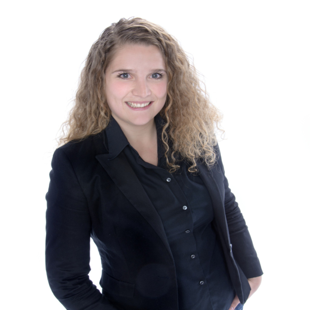 Tanja Mayer Gruppenleitung Profikunden & Live Marketing STIHL