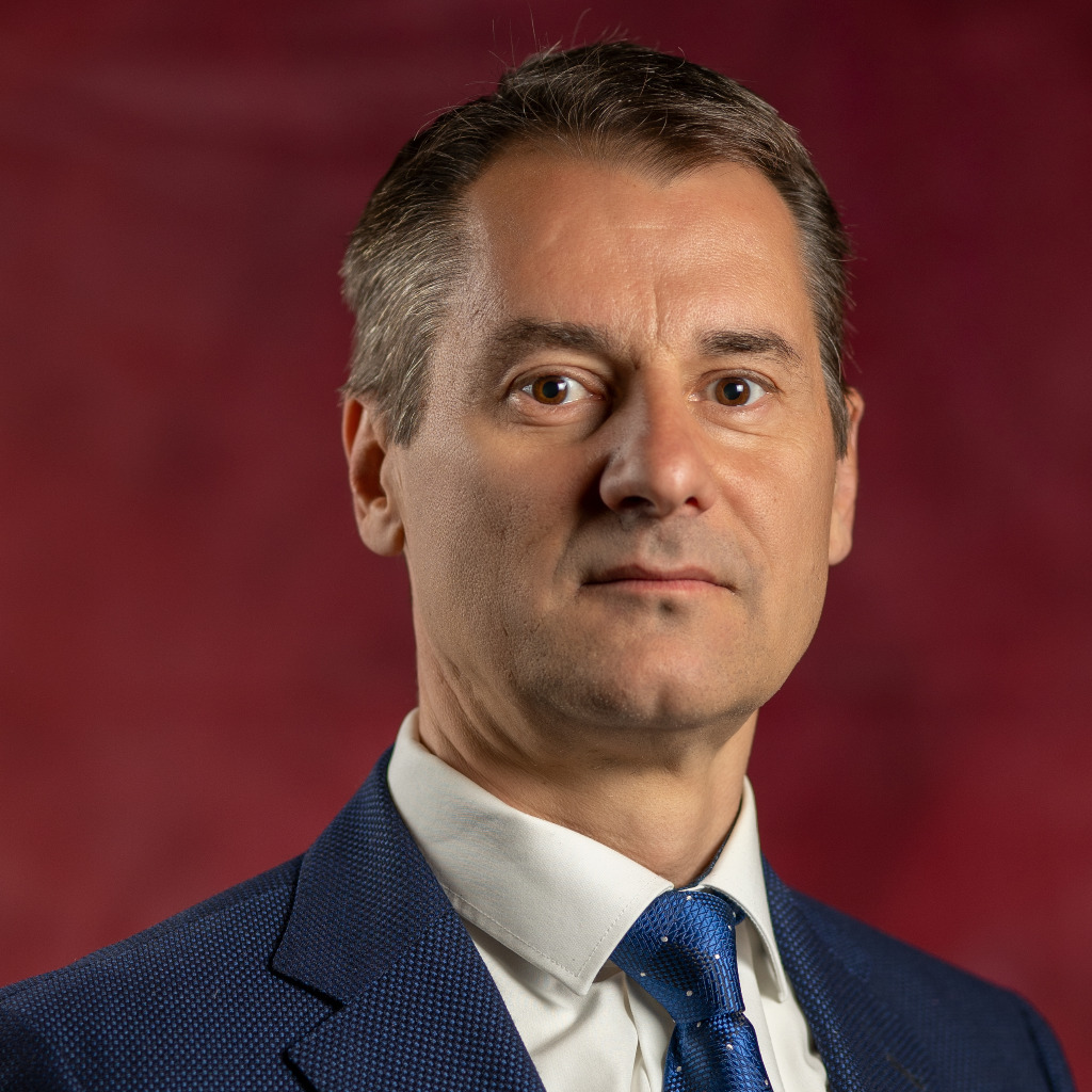 Dipl.Ing. Ivo Petrov CEO Intelligent Mobile Solutions AG XING