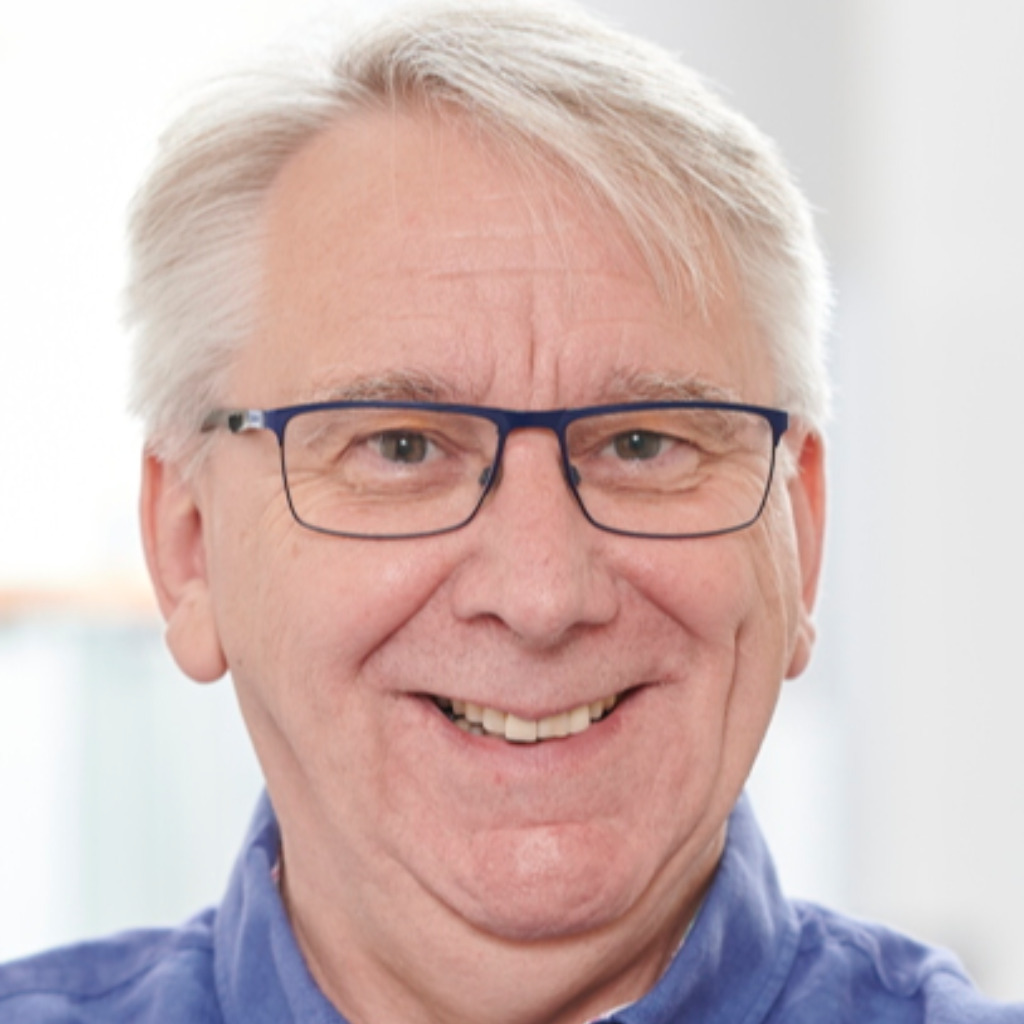 Dr. Michael Wahl - Distinguished Visiting Professor - Digital ...