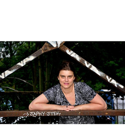 Yvonne Falckner