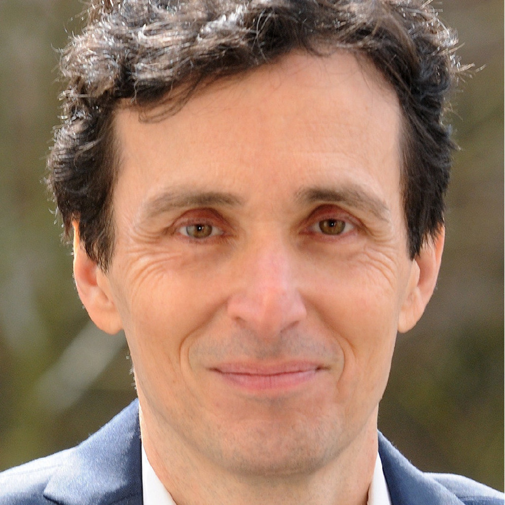 Wolfgang Micheler Curiosity Forever, Switzerland, Netherland SAS XING