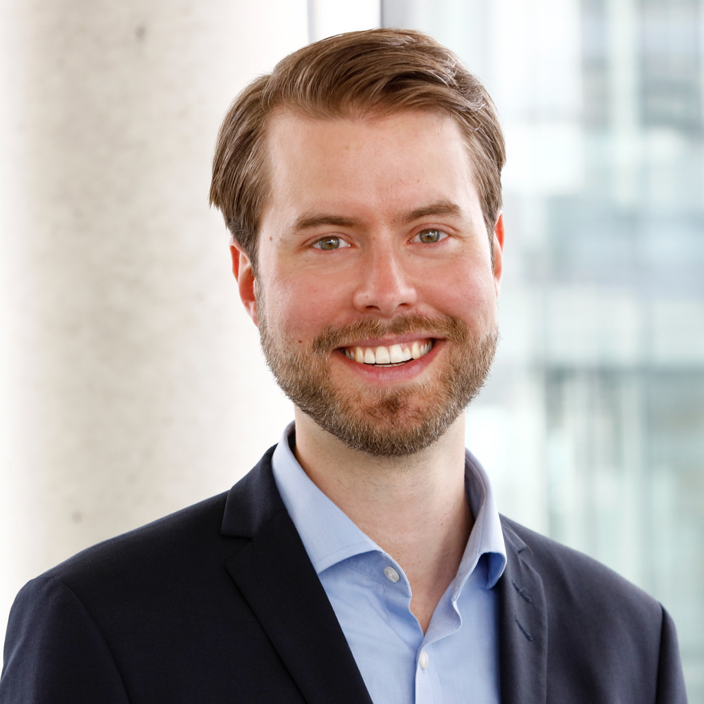 Marcel Lohbeck Berater für Studium & Bildung FOM Hochschule für