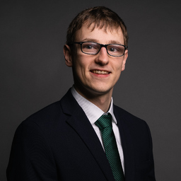 Dr. Ralf Wuthenow