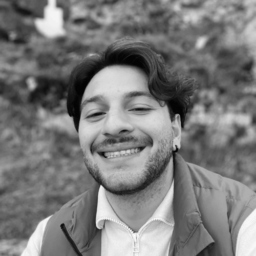 Azizhan Cankaya's profile picture