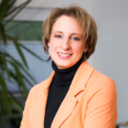 Yvonne Veek
