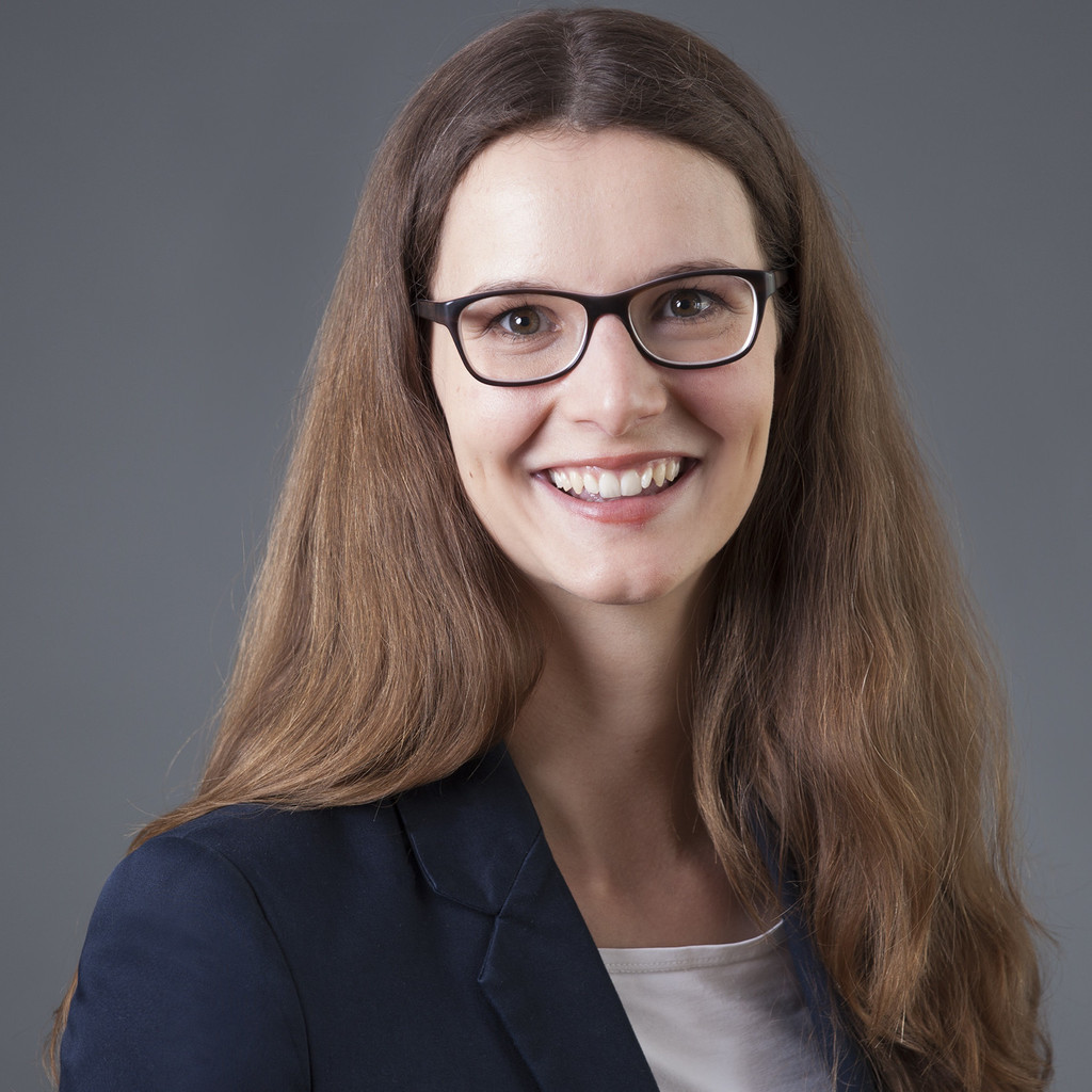 Eva Hoffmann Stellvertretende Fachbereichsleitung Beratung für