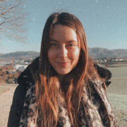 Nuria Batt