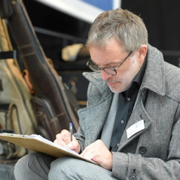 Dr. Micha Hörnle