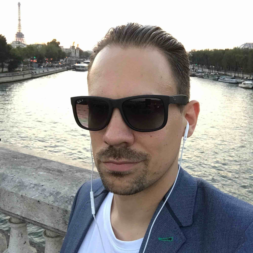 Andreas Falke Assistent stock manager Chanel GmbH XING