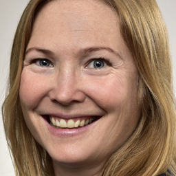 Dr. Antje Dau