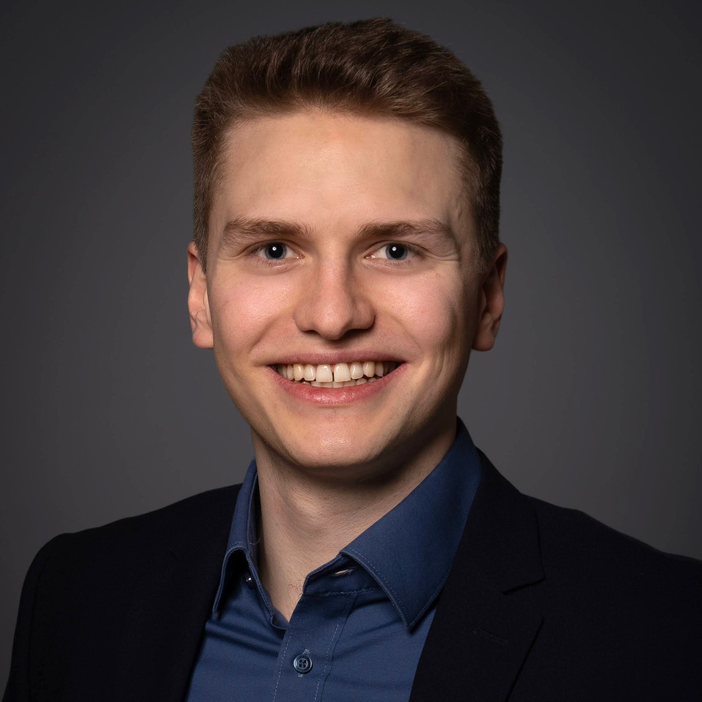 Momme Adami Wissenschaftlicher Mitarbeiter & Doktorand Institut für