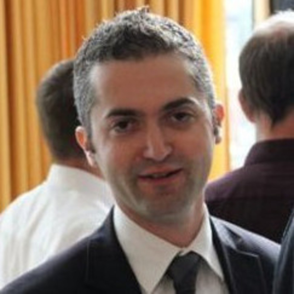 Frédéric BRUN Senior project manager Bank Deutsches