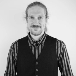 Dr. Christoph Kuhr