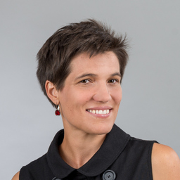 Dr. Julia Meyer